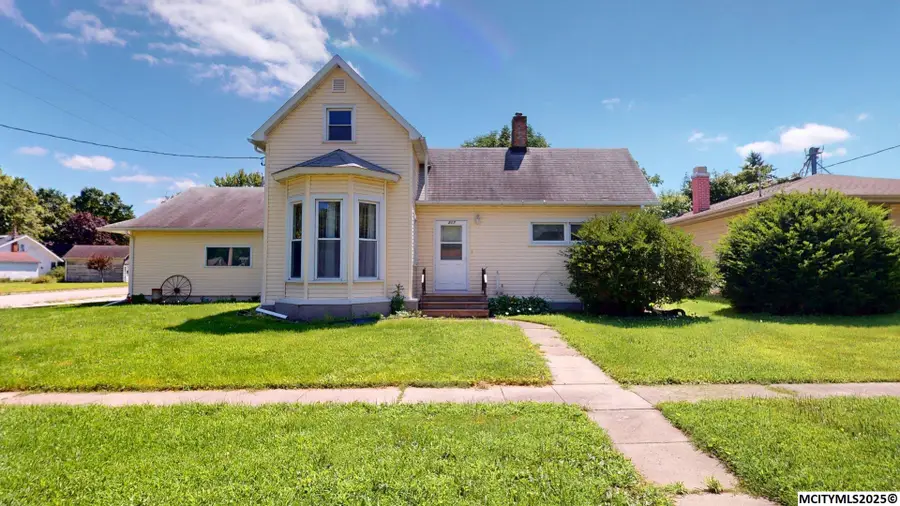 217 1st St SE, Nora Springs, IA 50458 - #2