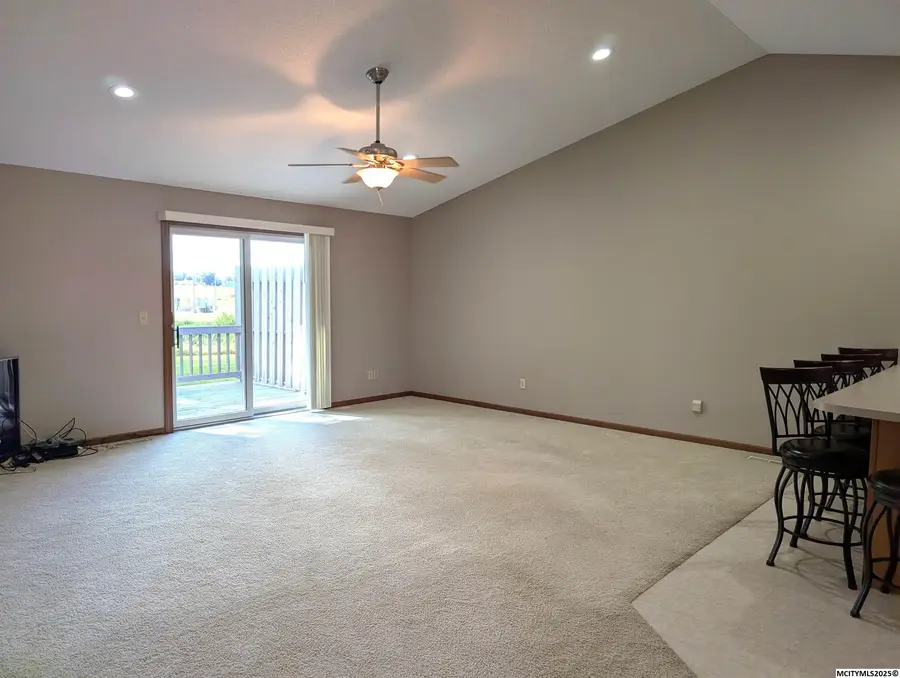 17 Plaza Dr, Clear Lake, IA 50428 - #3