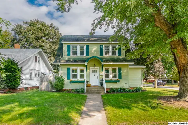 29 S Vermont, MASON CITY, IA 50401