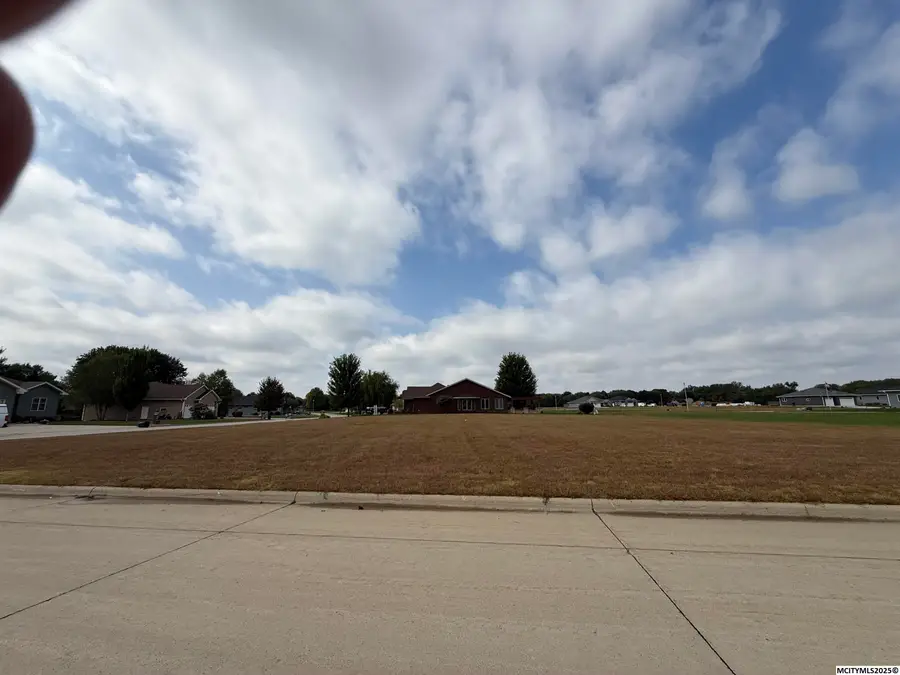 Lot 9 Asbury 8th, Mason City, IA 50401 - #2