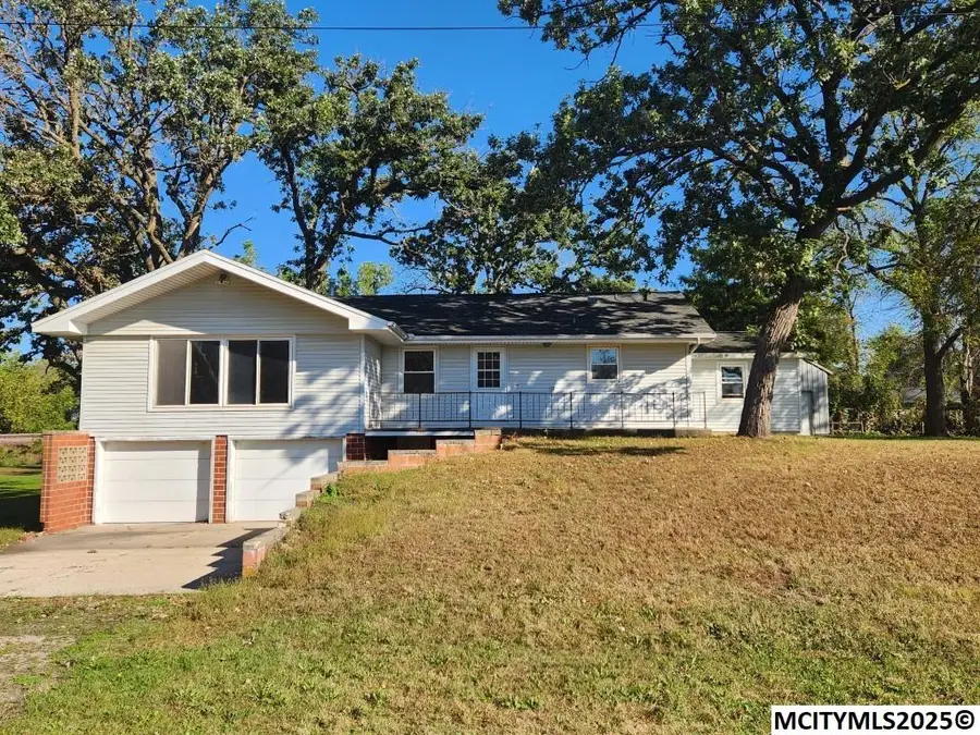 504 South St, Plymouth, IA 50464 - Image #2