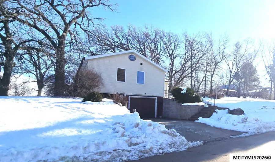 446 W O St, Forest City, IA 50436 - #2