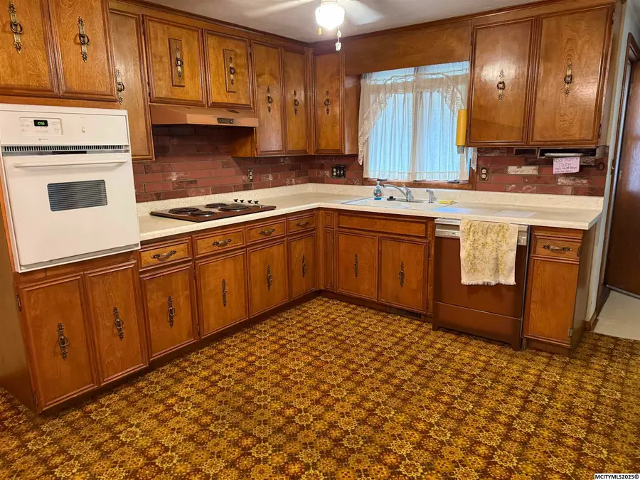 34 Winnebago Ct, Mason City, IA 50401 - Image #2