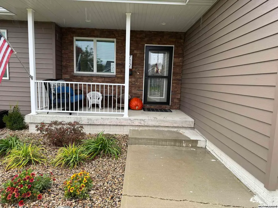 712 Hemlock Ct, Mason City, IA 50401 - #3