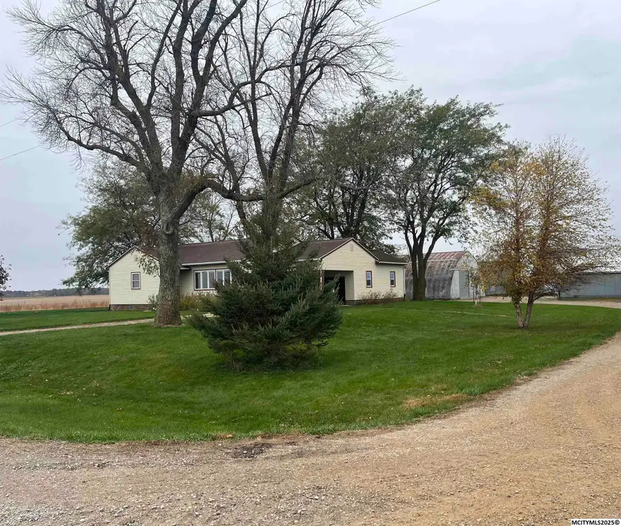 1045 Rake Ave, Belmond, IA 50421 - #3
