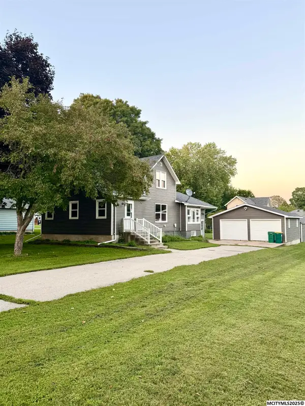 111 N Sullivan Ave, NORA SPRINGS, IA 50458