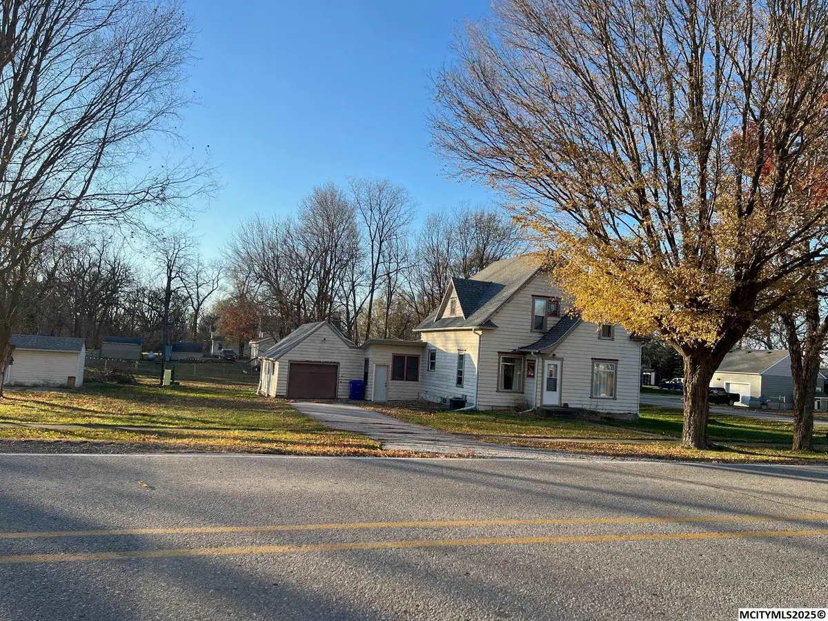 906 Broad St, Plymouth, IA 50464 - Image #1