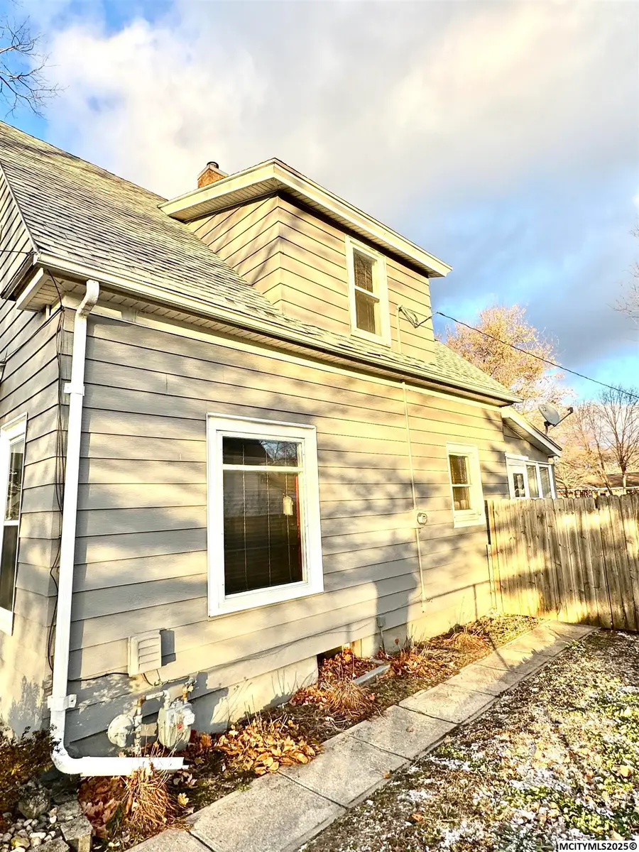 1523 N Quincy, Mason City, IA 50401 - #3