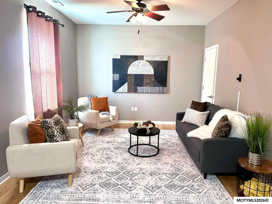 402 4th SW, Mason City, IA 50401 - #3