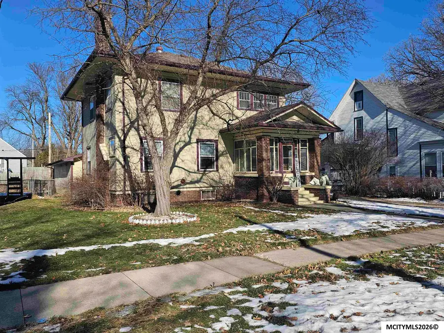 106 10th NW, Mason City, IA 50401 - Image #2