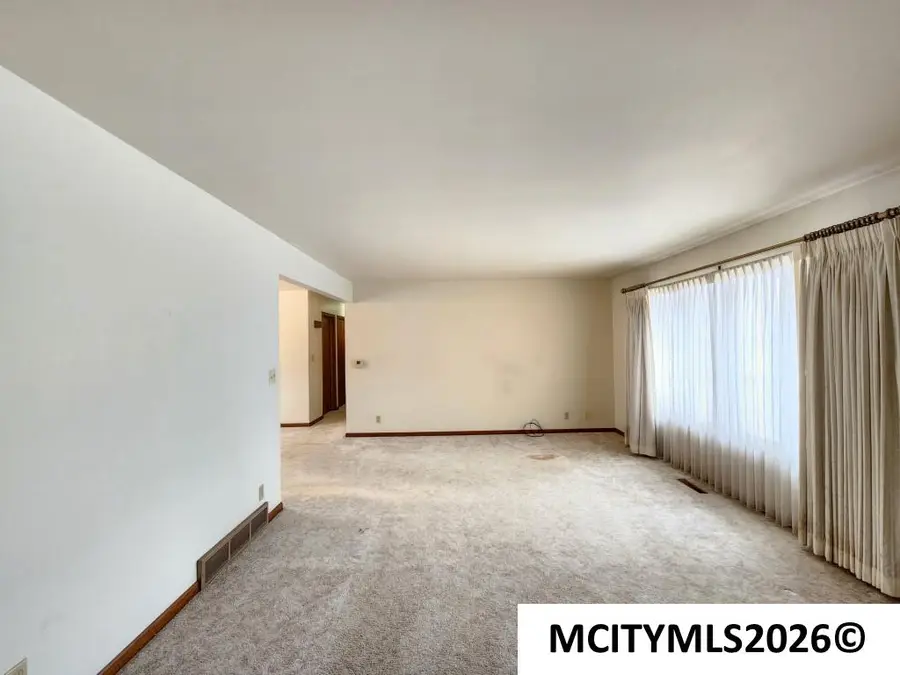 2486 Hwy 65, Sheffield, IA 50475 - #2