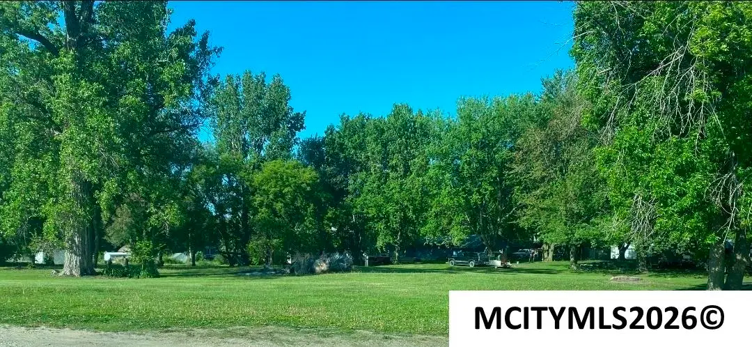 450 E 3rd St, Crystal Lake, IA 50432 - #1