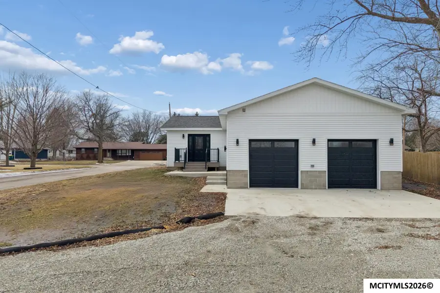 714 3rd St NW, Nora Springs, IA 50458 - #2