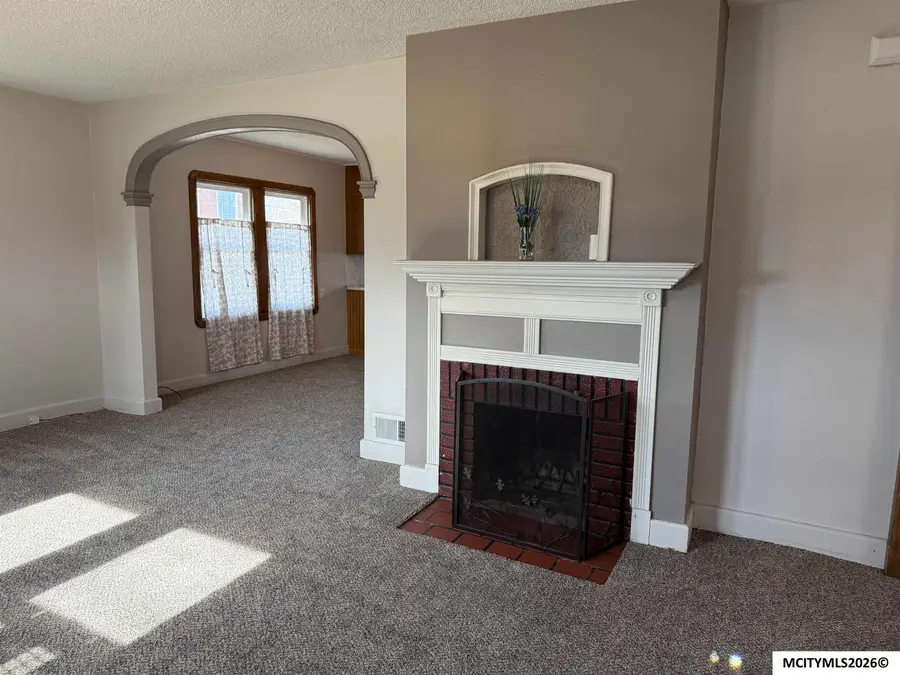 1216 2nd SW, Mason City, IA 50401 - #3