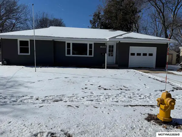 620 N Jackson, MASON CITY, IA 50401