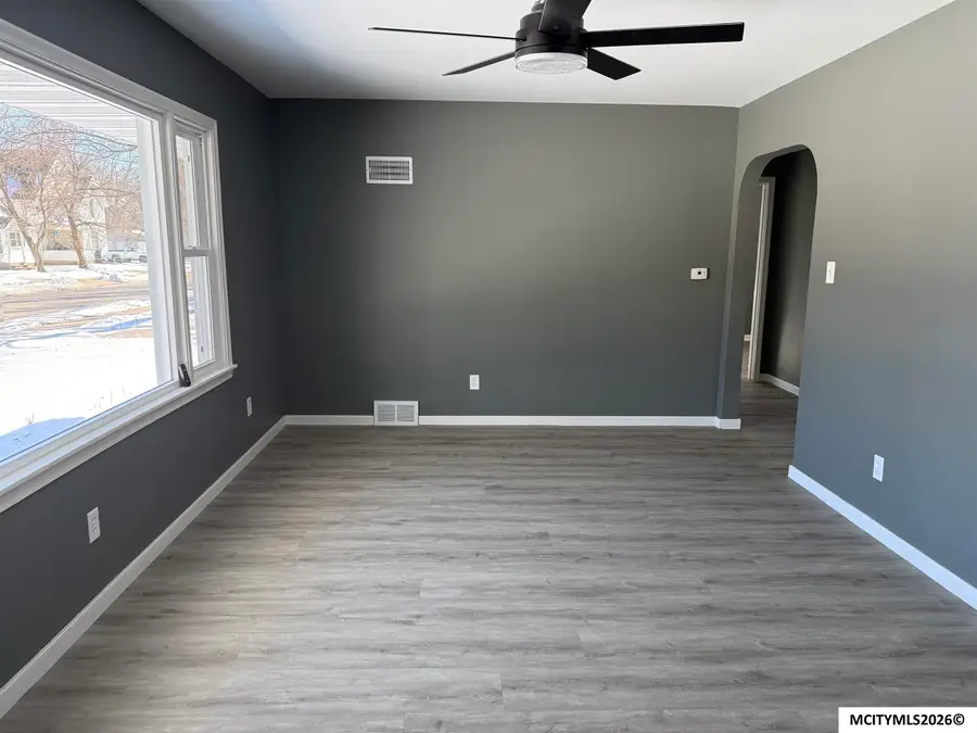 620 N Jackson, Mason City, IA 50401 - #2