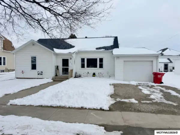 212 Park st, SHEFFIELD, IA 50475