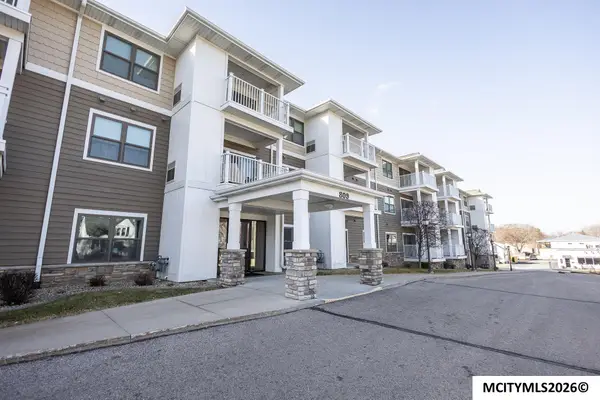 809 7th Ave N #102, CLEAR LAKE, IA 50428