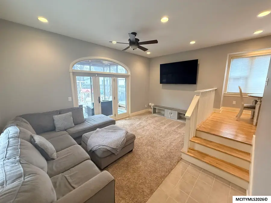 409 4th St SE, Mason City, IA 50401 - #2