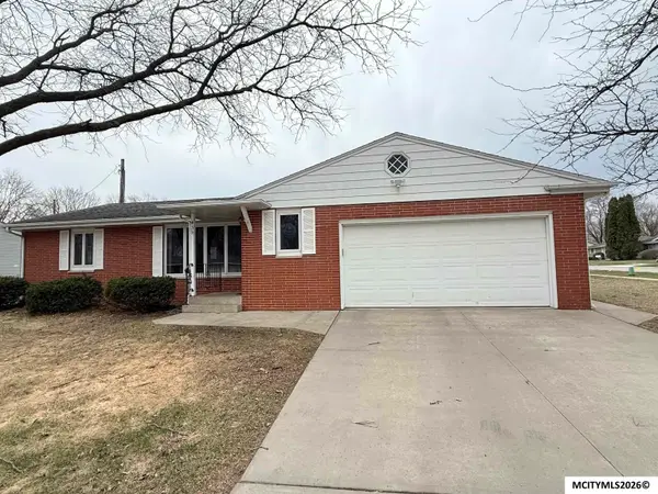 435 21st SW, MASON CITY, IA 50401