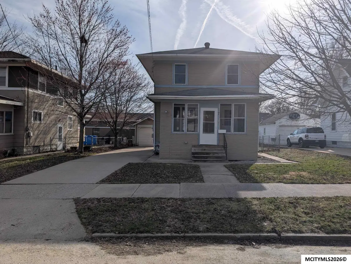 7 S Louisiana, Mason City, IA 50401 - #1