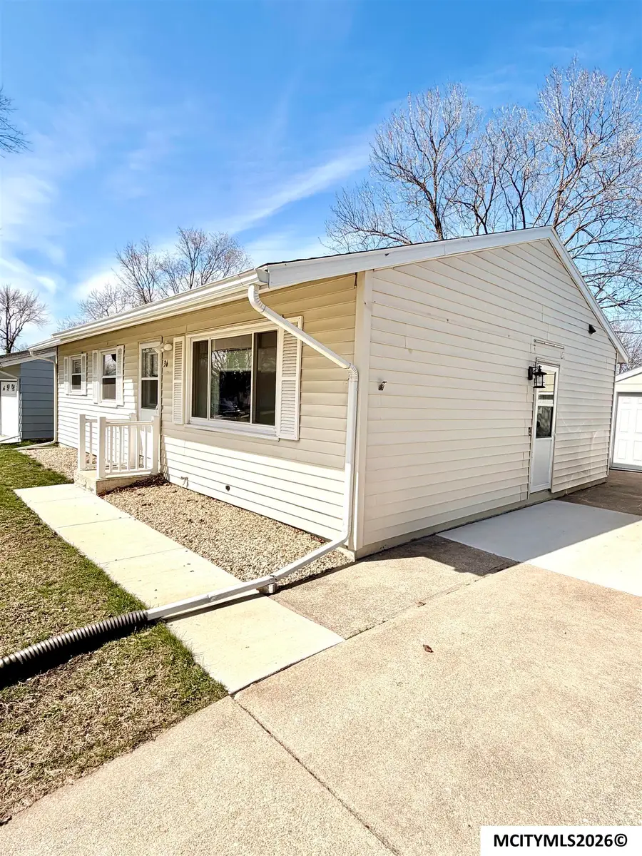 36 Mission Dr., Mason City, IA 50401 - #3
