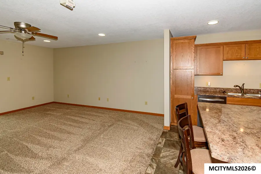 320 1st NE #308, Mason City, IA 50401 - #2