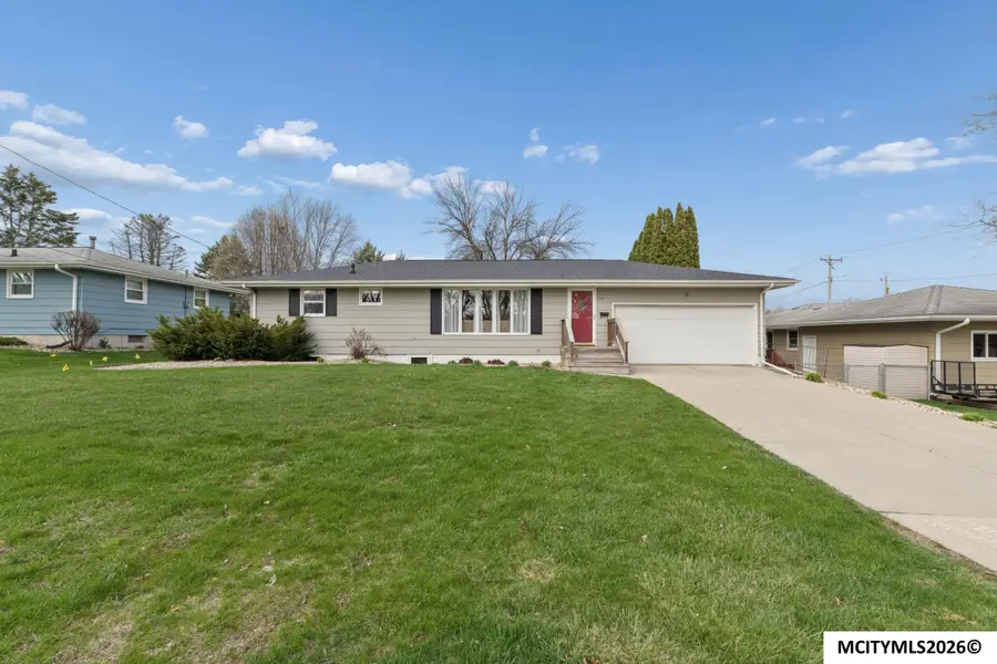 706 6th SE, Mason City, IA 50401 - #2