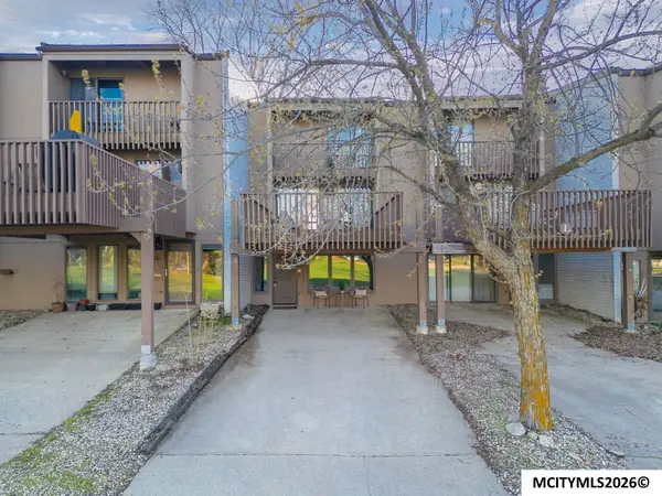 2700 N Shore Dr  L-34, CLEAR LAKE, IA 50428