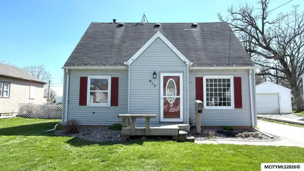 815 16th NE, MASON CITY, IA 50401