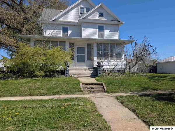 28 1st SW, NORA SPRINGS, IA 50458