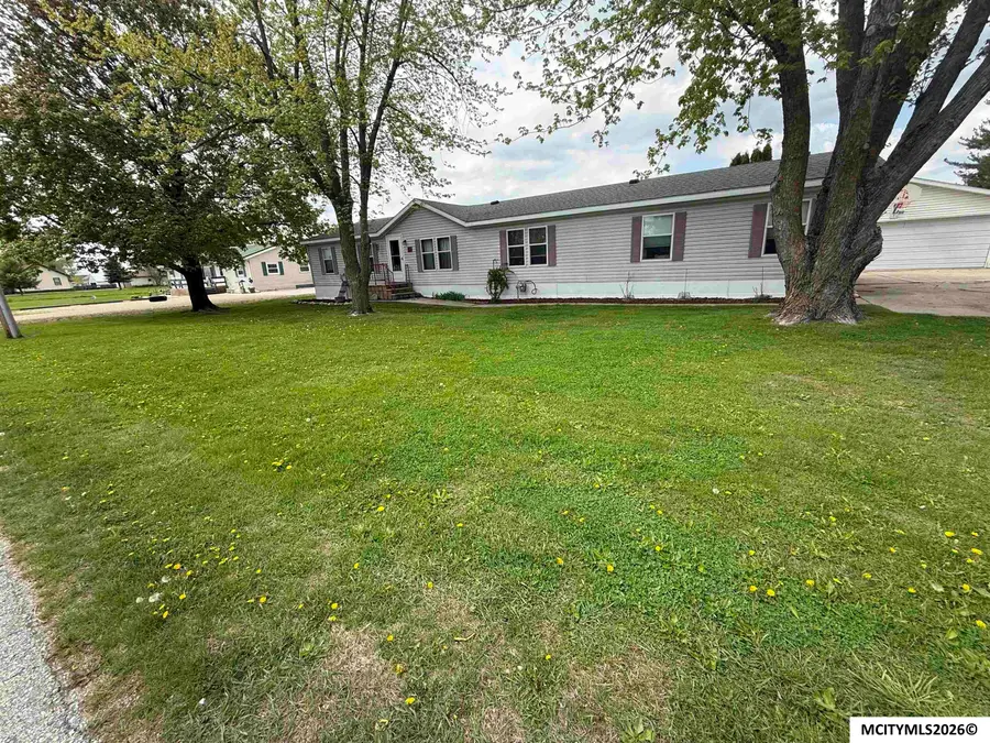 310 Bickford St, Dumont, IA 50625 - #2