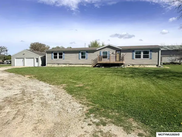 599 Rock Grove Dr, NORA SPRINGS, IA 50458