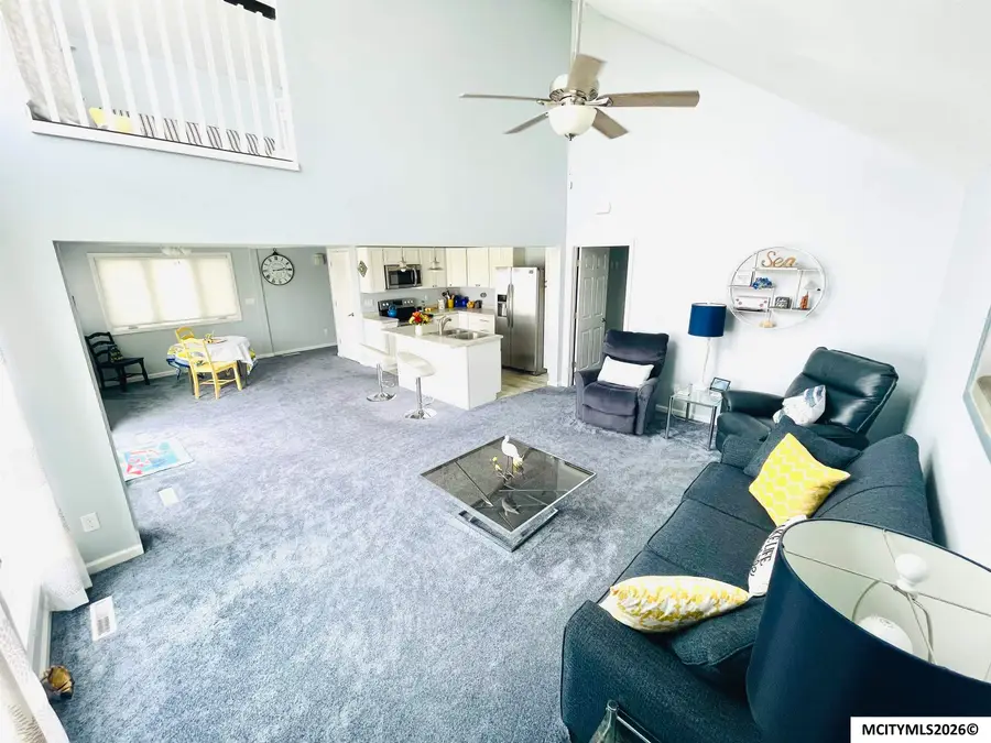 5122 Bayside Ave, Clear Lake, IA 50428 - #2