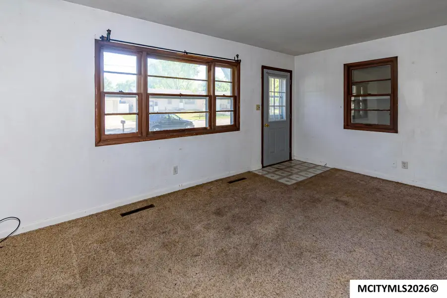 850 12th SE, Mason City, IA 50401 - #2