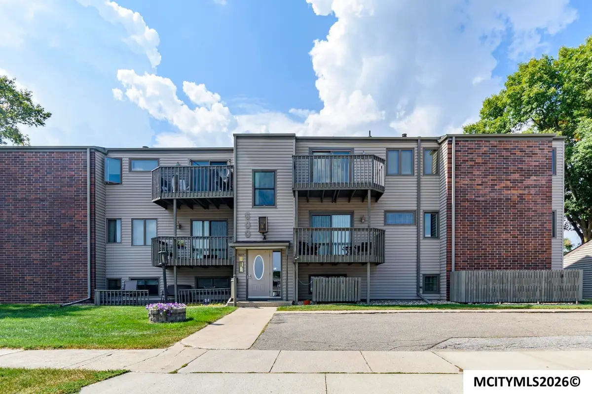 600 Briarstone Drive #A3, Mason City, IA 50401 - #1