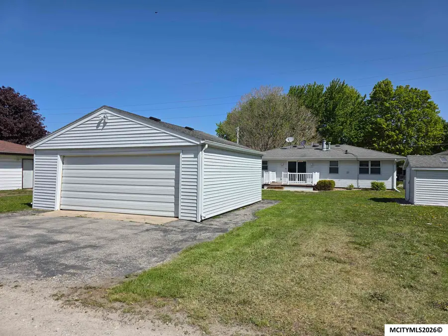425 27th SW, Mason City, IA 50401 - #3