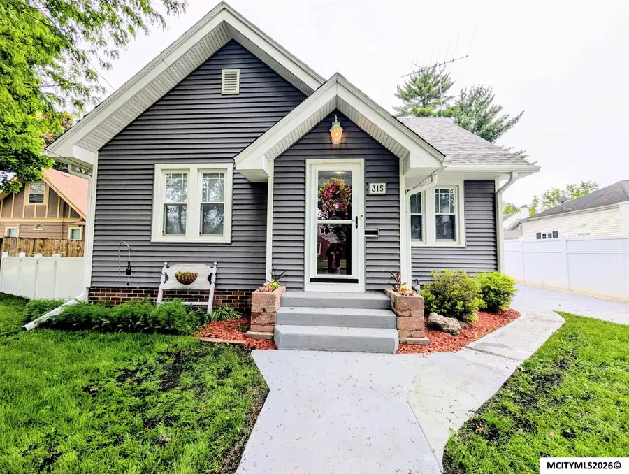 315 N Taylor, Mason City, IA 50401 - #2