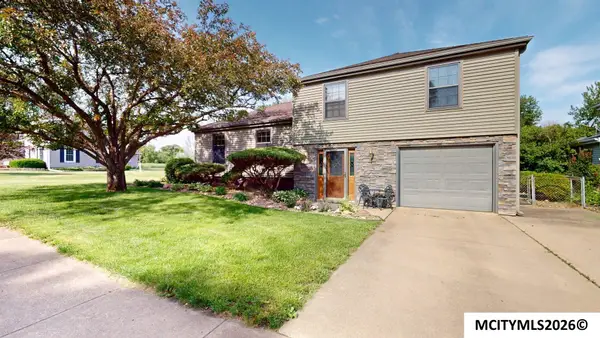 2010 S Monroe, MASON CITY, IA 50401