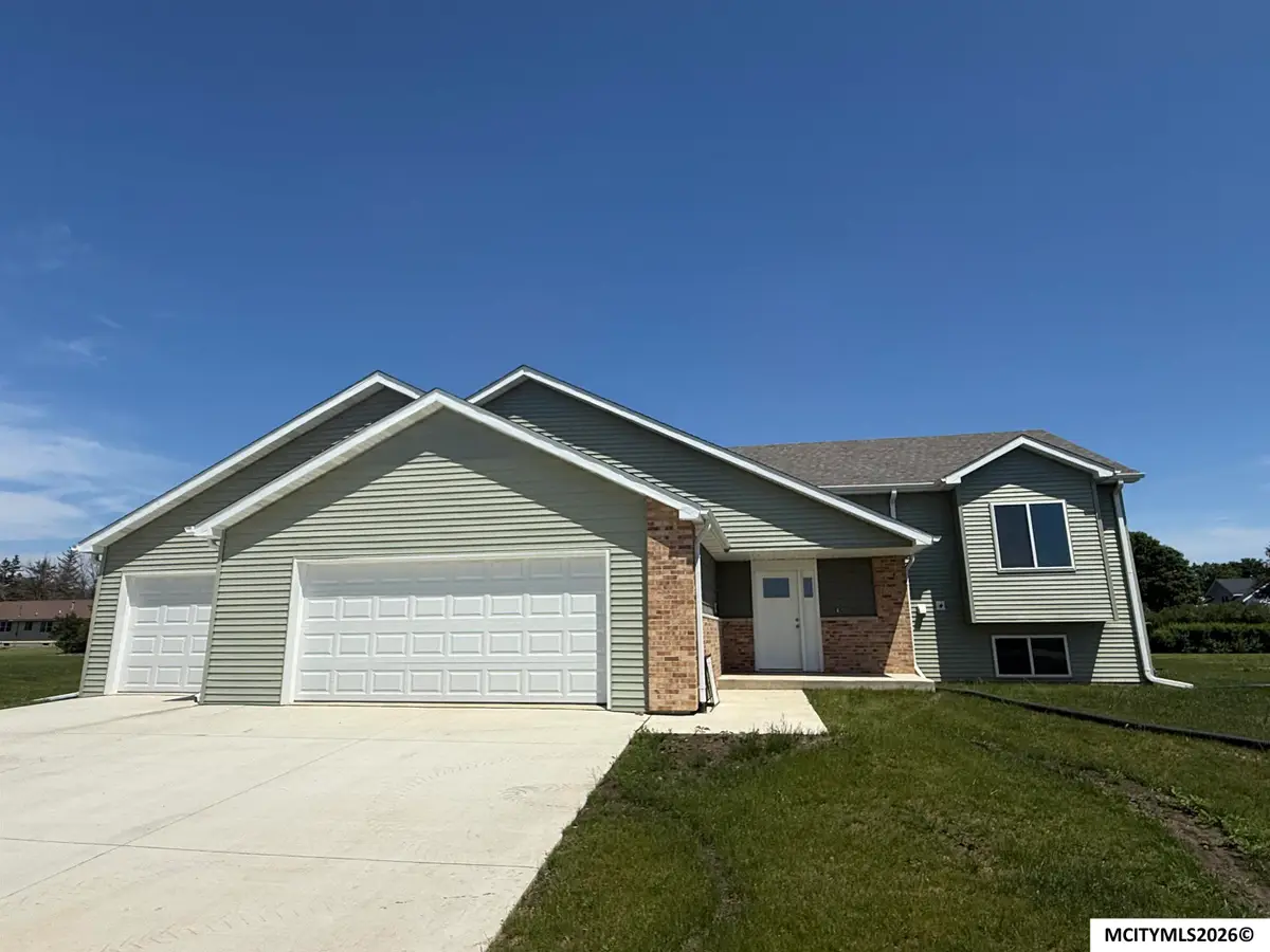 507 Boulder Ln, Saint Ansgar, IA 50472 - #1