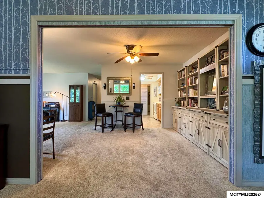 508 S Ohio #A-203, Mason City, IA 50401 - #3