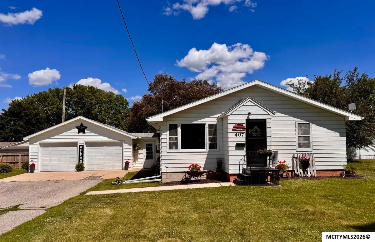 407 S Iowa, Manly, IA 50456 - #1
