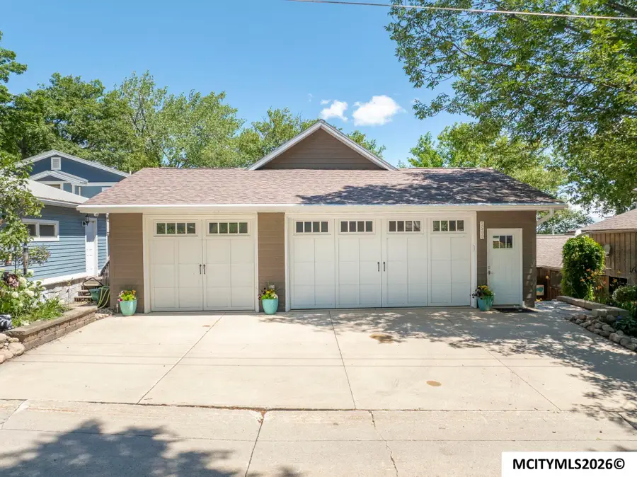 5500 Lakeview Dr, Clear Lake, IA 50428 - #2