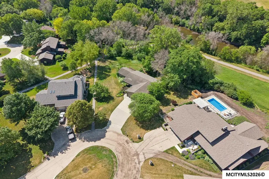 7 Woodbine, Mason City, IA 50401 - #2