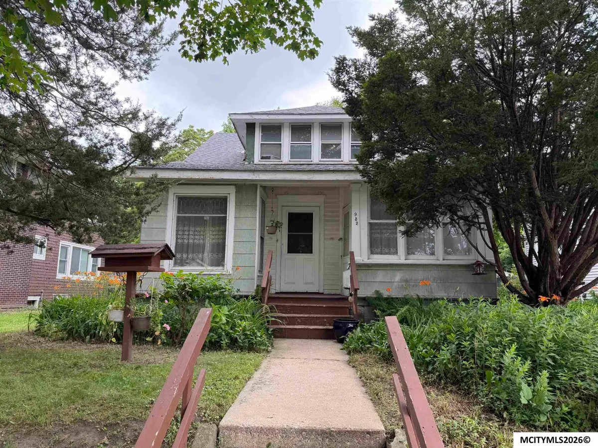 932 N Pennsylvania, Mason City, IA 50401 - #1