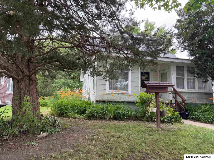 932 N Pennsylvania, Mason City, IA 50401 - #3