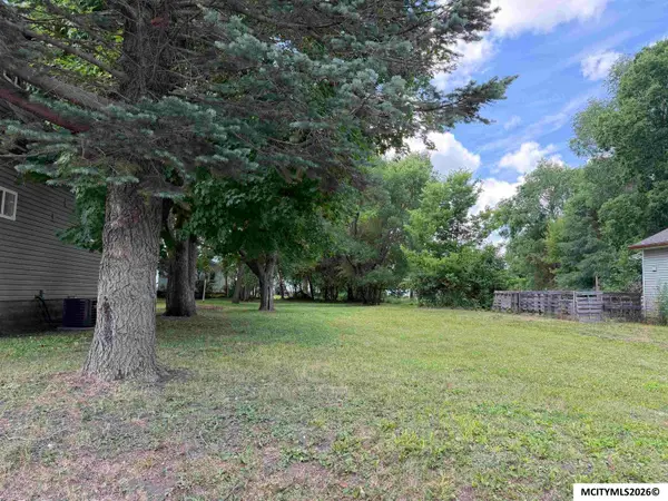 1518 N Pennsylvania, MASON CITY, IA 50401