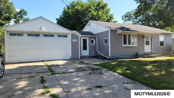 1109 12th NW, MASON CITY, IA 50401