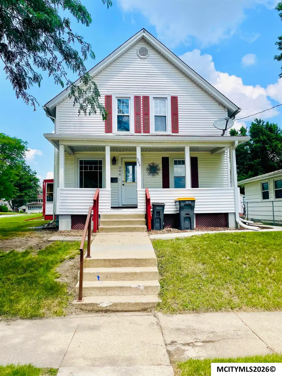 304 21st SE, Mason City, IA 50401 - #2