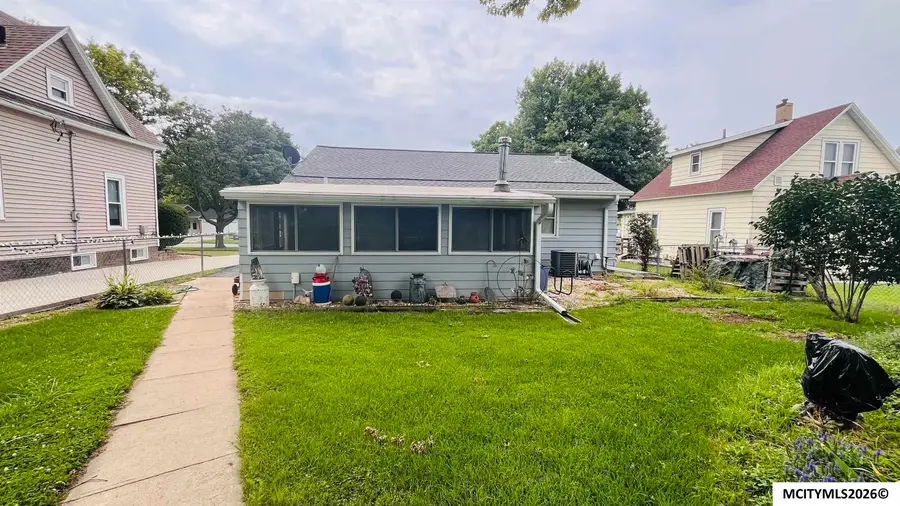 516 15th NW, Mason City, IA 50401 - #3